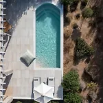 Isalos With Private Pool Willa *