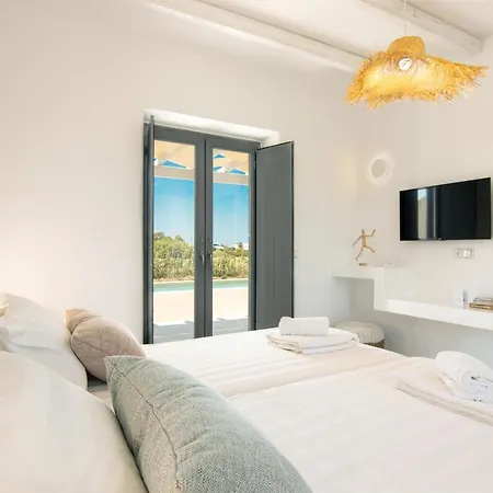 Isalos With Private Pool *