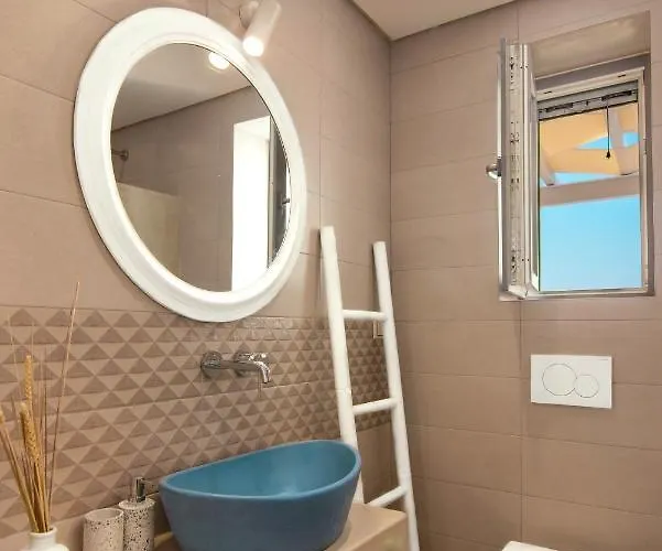 Βίλα Isalos With Private Pool *