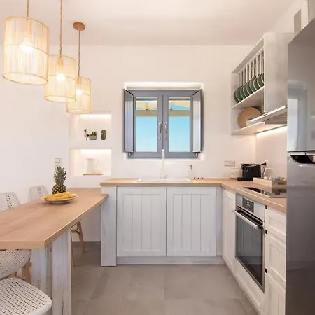 Isalos With Private Pool * Naxos City