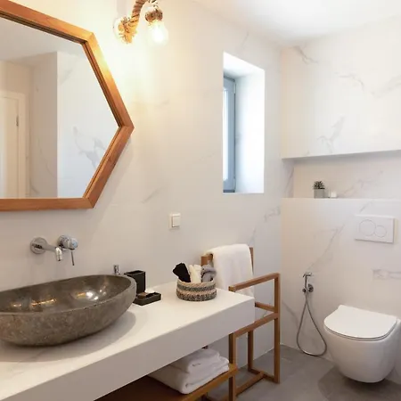 Isalos With Private Pool Villa *