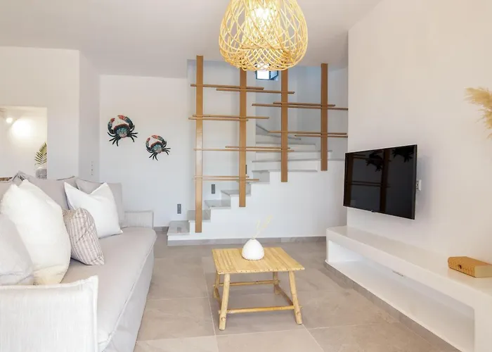 Villa Isalos With Private Pool Naxos City