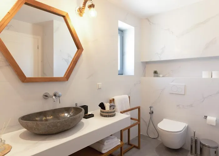 Isalos With Private Pool Villa *